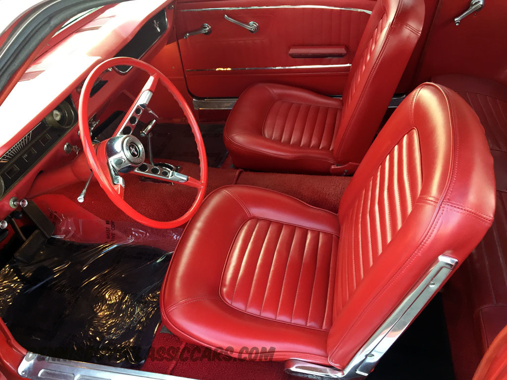 Red Vinyl bucket seats 65 Mustang